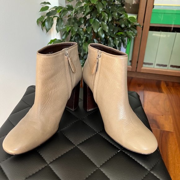 Tory Burch Bowie Leather Ankle Boots - Picture 1 of 12